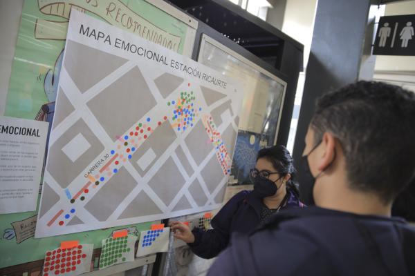Tejiendo historias en estación Ricaurte. Cultura Ciudadana
