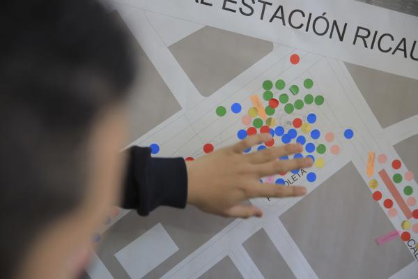 Tejiendo historias en estación Ricaurte. Cultura Ciudadana