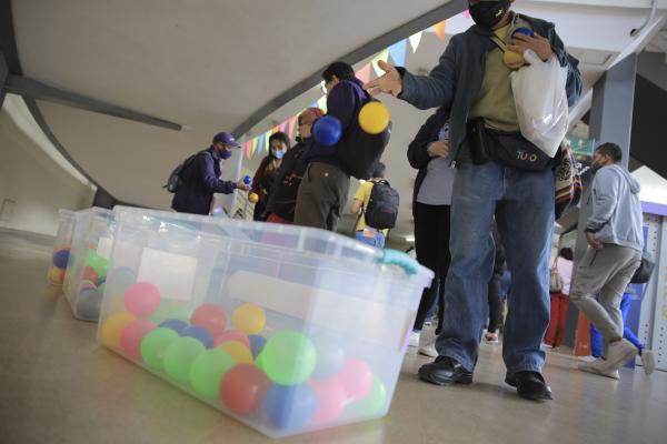 Tejiendo historias en estación Ricaurte. Cultura Ciudadana