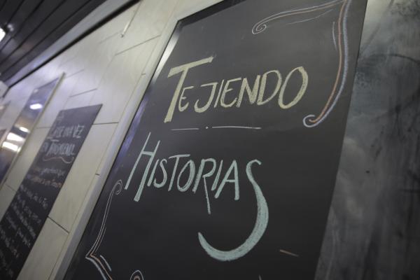 Tejiendo historias en estación Ricaurte. Cultura Ciudadana